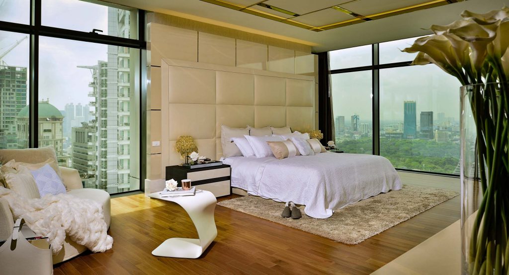 Masterbed room ST Regis Bangkok